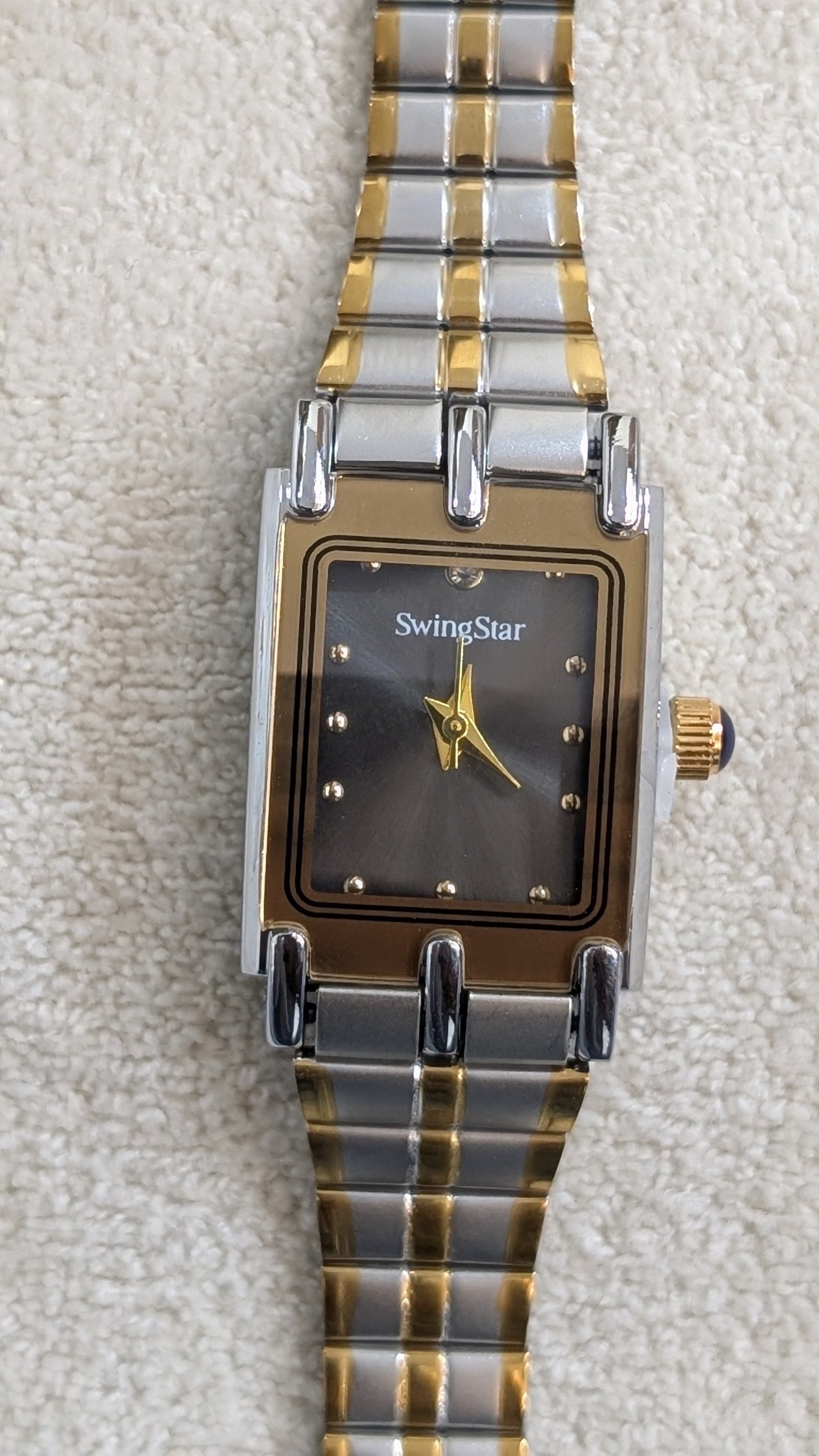 Swingstar Silver &amp; Black Dial
