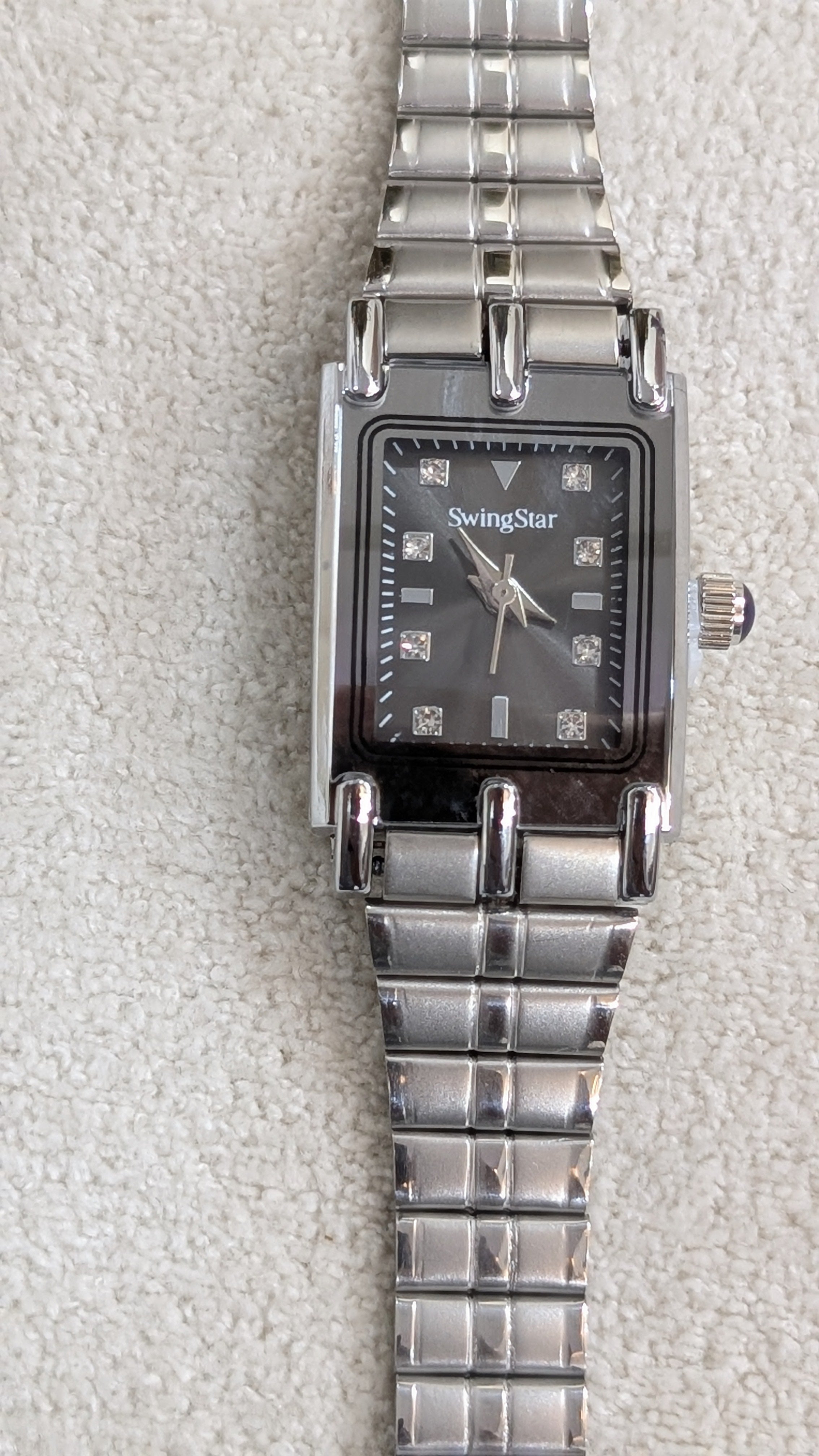 Swingstar Silver &amp; Black Dial